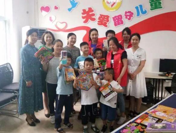 探索知识星球平台，发现2019年3月8日的早间新闻，你知道吗？的乐趣！